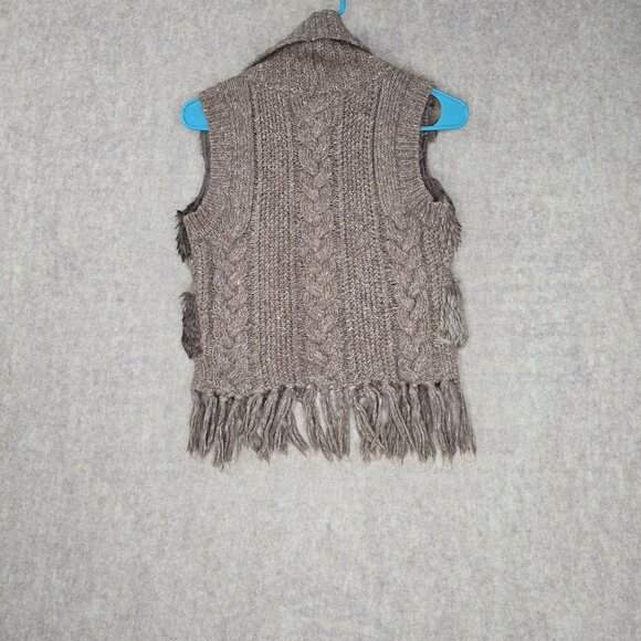 BKE Faux Fur Knit Fringe Vest Womens Size S Brown Polyester/Acrylic Blend - Picture 2 of 8